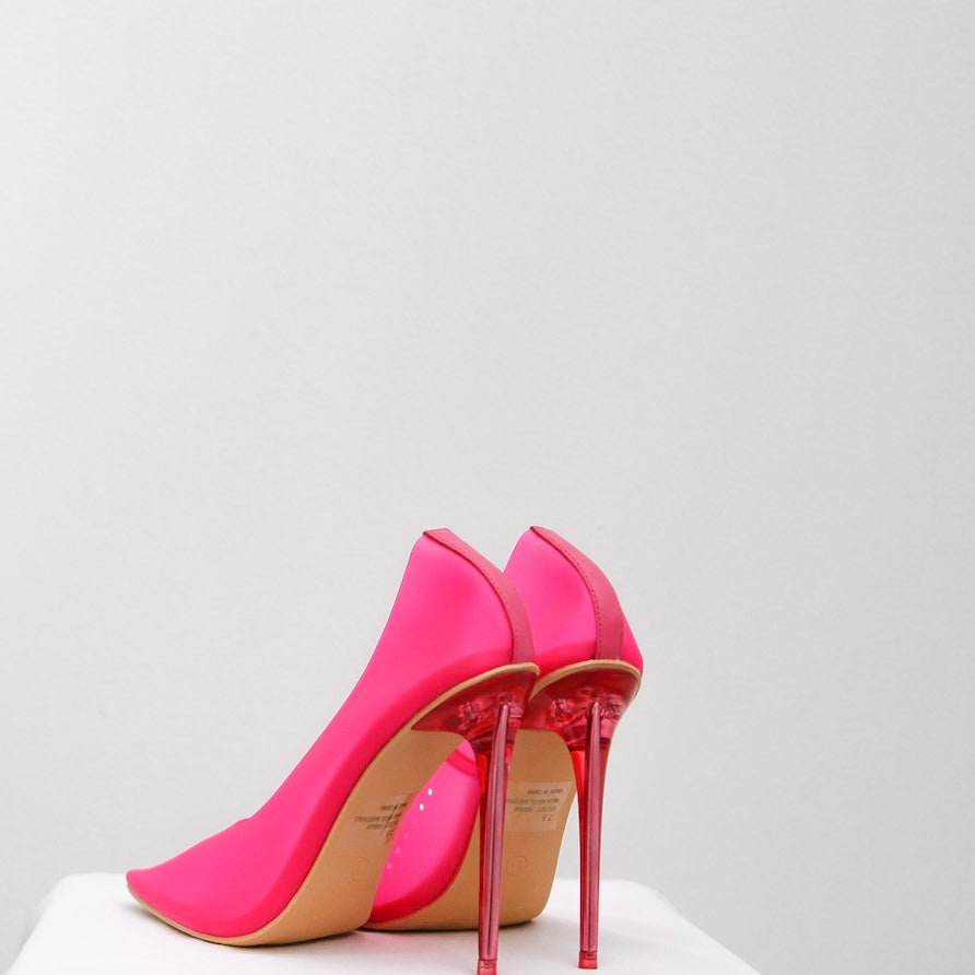 Farrah Pump image 3
