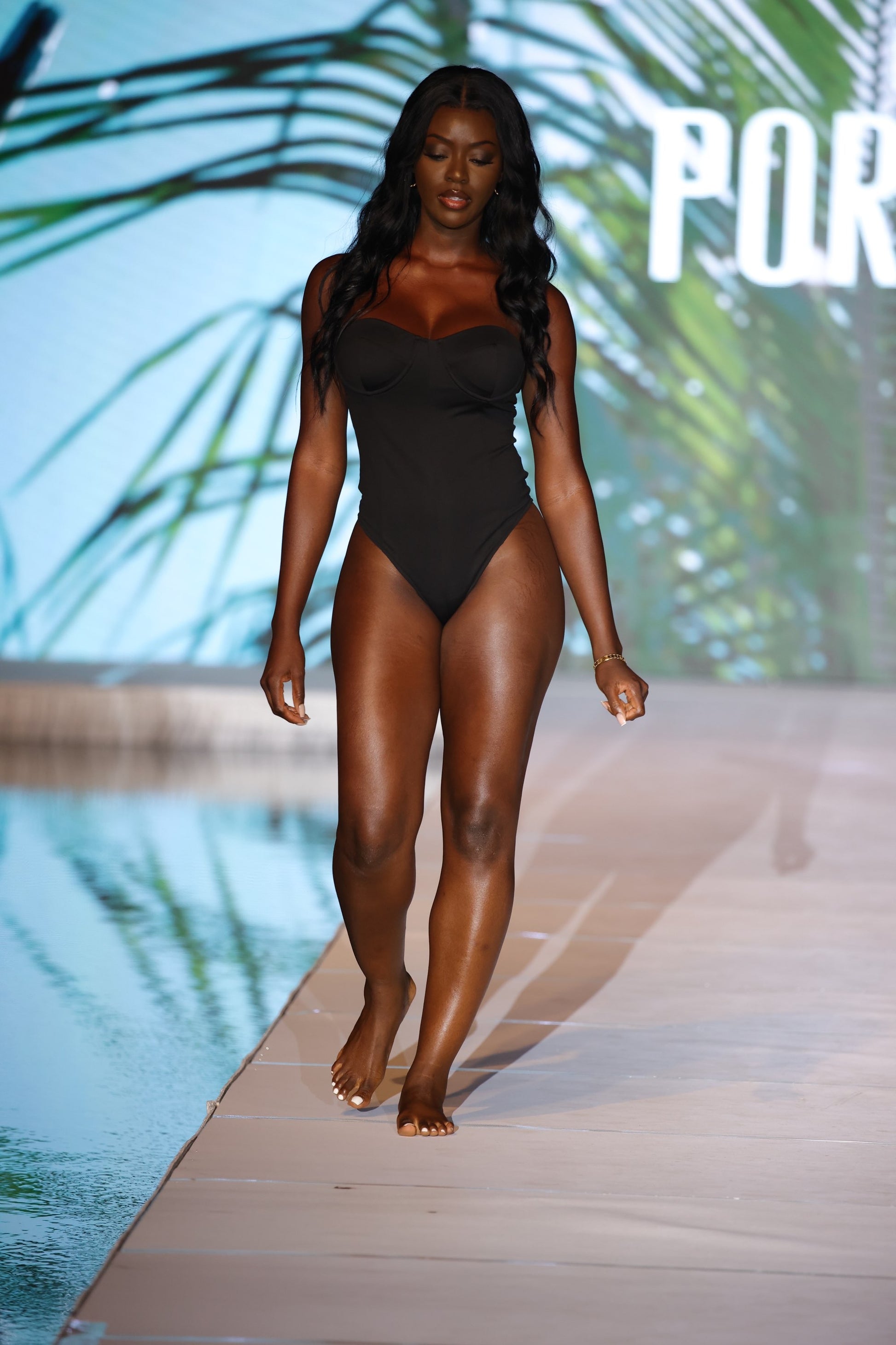 Vixen Monokini image 4
